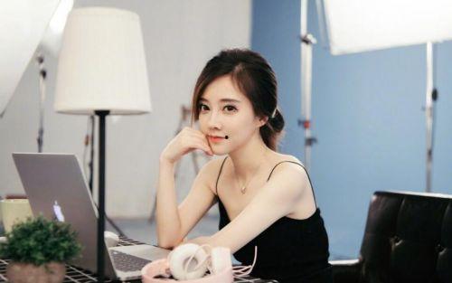 文安网红吃瓜主播名单,揭秘文安网红吃瓜主播风云录 第2张 文安网红吃瓜主播名单,揭秘文安网红吃瓜主播风云录 第2张